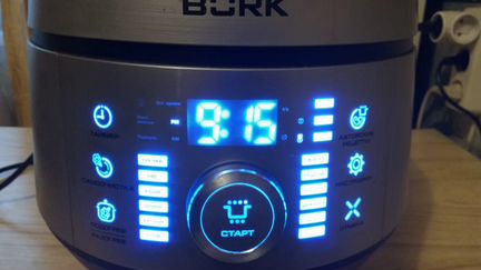 Мультиварка Bork U800