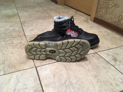 Ботинки мужские на меху. Новые