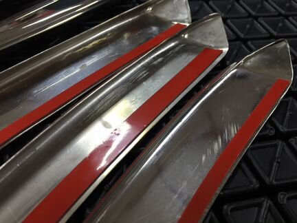 Хром накладки решётки радиатора Mitsubishi L200