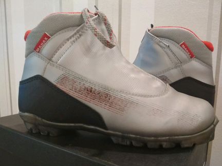 Ботинки лыжные marax