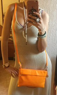 Платье вязаное