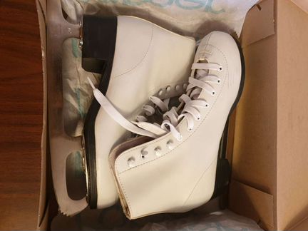 Коньки фигурные 38 размер