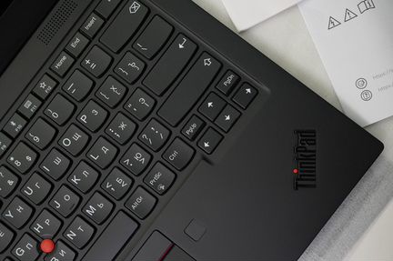 Lenovo X1 Carbon Gen 7 - i5 8265U/8G/256G/14