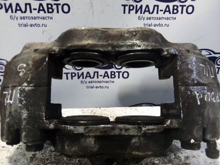 Суппорт передний левый Toyota Prado 120 2004-2009