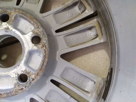 Диски литые VW Passat R16 3C0601025AF