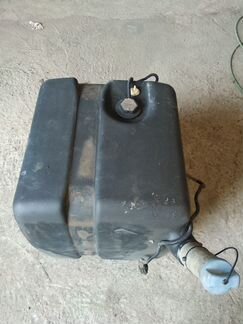 Бак мочевины 85 л. Мерседес 9304700415