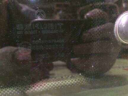 Стекло заднее правое Mercedes V-Class W638 111.980