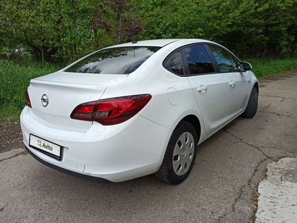 Opel Astra 1.6 МТ, 2012, 210 305 км