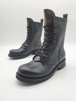 Ботинки зимниеLouis Vuitton