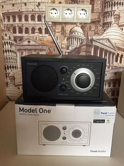 Tivoli Audio Model One (радиоприёмник)