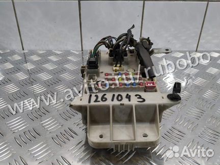 Блок предохранителей салонный 8273142010 Toyota RA
