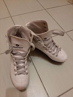 Коньки фигурные детские 35 размер