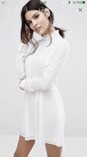 Короткое приталенное платье-блуза Unique21