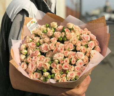 Кустовые розы, пионовиднын розы, доставка