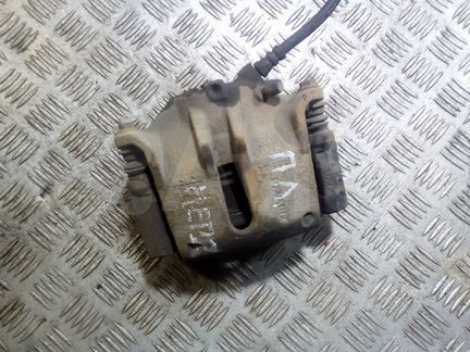 Суппорт передний левый Megane 2 Scenic 2