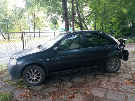 Renault Logan 1.4 МТ, 2007, битый, 154 000 км