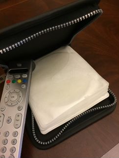 Defender Кейс для компакт дисков в машину