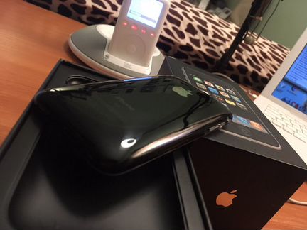 iPhone 3g хорошее состояние комплект