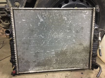 Радиатор Mercedes w164 M273