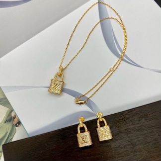 Серьги Louis Vuitton подвеска Louis Vuitton с замк