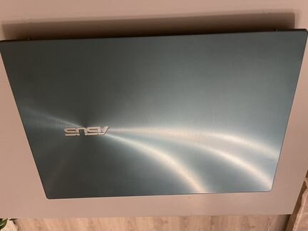 Asus zenbook Duo UX481F