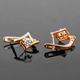 Золотые серьги с бриллиантами 0.22Ct