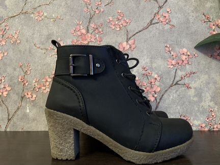 Полусапожки женские 36 размер