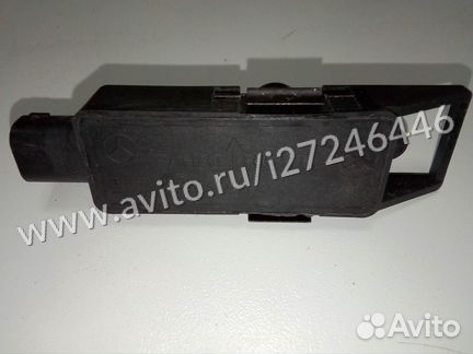 Датчик Mercedes W211 A 2118701310