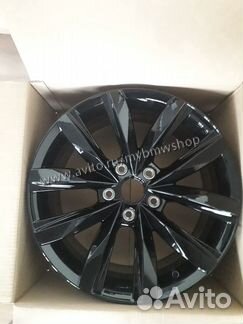 Литой диск R18 VW multivan T6