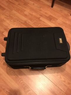 Чемодан на колесах большой