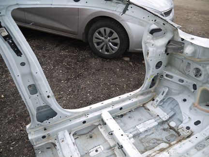 Средняя стойка кузова порог Kia Cerato 3 2012-2017