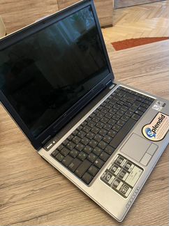 Asus W6F