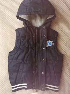 Жилетка новая