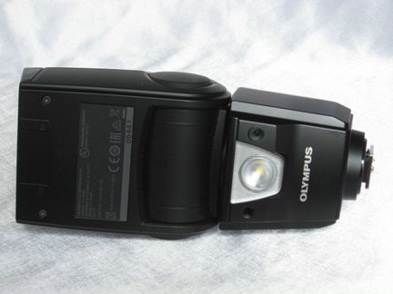 Olympus FL-900R flash