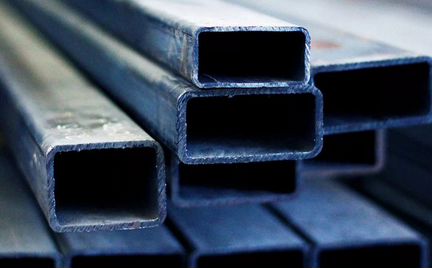 Профильная труба прямоугольного сечения