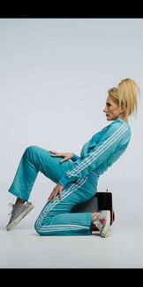 Спортивный костюм adidas