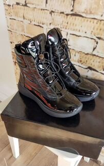 Ботинки женские