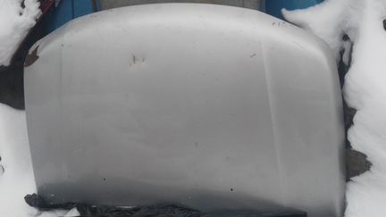 Suzuki Grand Vitara капот