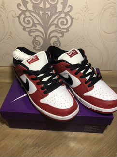 Nike sb dunk low chicago