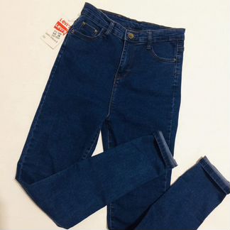 Джинсы Levi Strauss