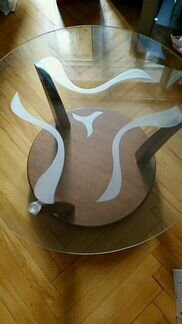 Столик журнальный дерево+стекло