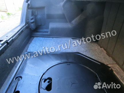 Обшивка багажника Мерседес W140