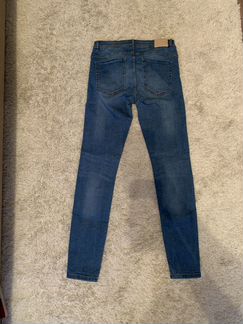 Женские джинсы скини Zara
