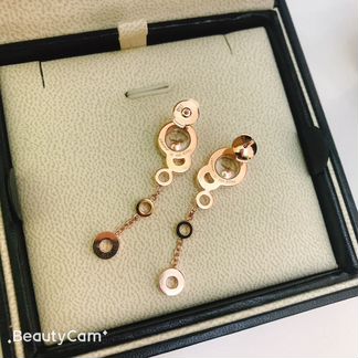 Серьги Chopard из золота 750 пробы и бриллиантов