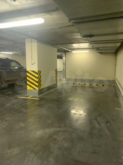 Машиноместо, 20 м²