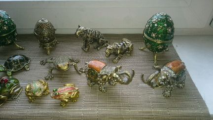Коллекция шкатулок со стразами