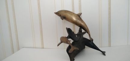 Продам рэтро статуэтку Дельфины