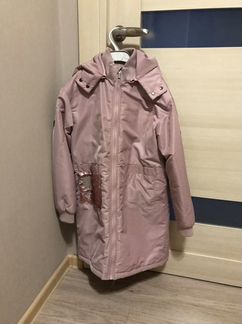 Продаётся легкая куртка для девочки рост 146