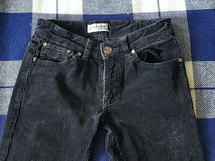 Джинсы