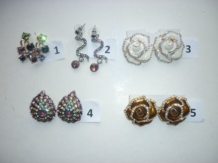 Серьги бижутерия